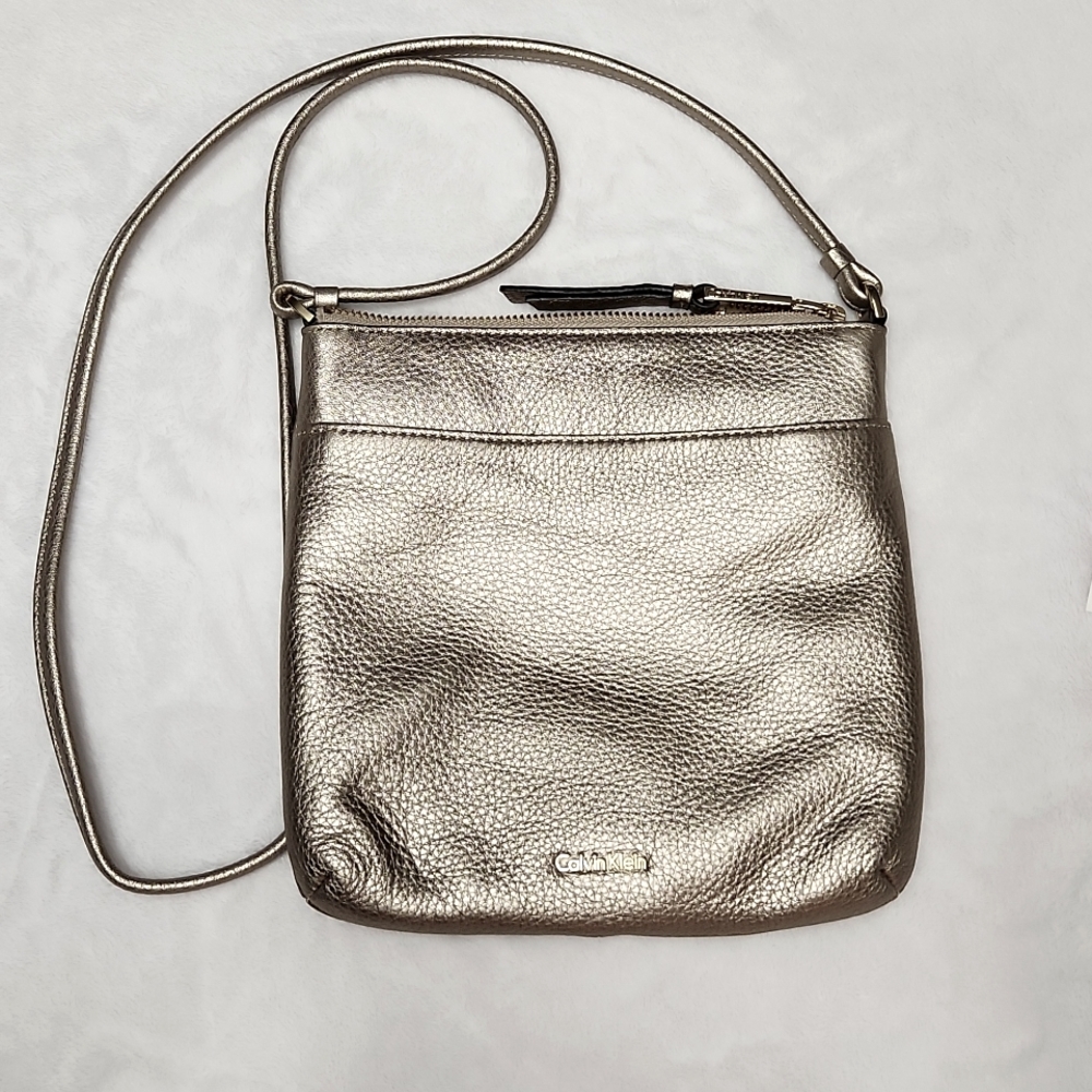 Calvin Klein Soft Gold Metalic Leather Crossbody Bag, New without Tags